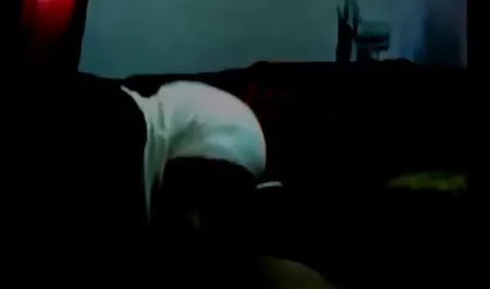 Gonzo patlama: olgun seks porn Blair Williams hammadde