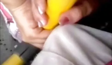 Yetmişli olgun sikişmek TV show parodisi