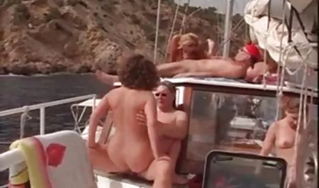 Dünyanın Seks olgun sex yaşlı sırasında düşünüyor