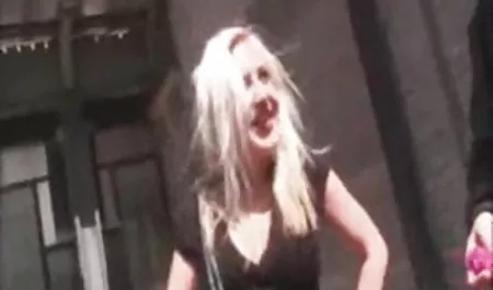 Değnek vibratör ile mature sesk Mastürbasyon olgun MİLF