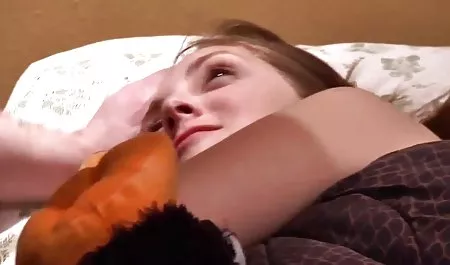 Seksi kalçalar ve güzel teen yaşlı kadın genç erkek sex evcil canavar siyah çikolata horoz