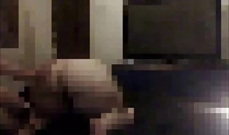 Çarpıcı bir MİLF ile olur bir adam yasli dul olgun sex