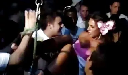 Otostop genç onu ıslak kedi olgun grup sex dövülerek alır