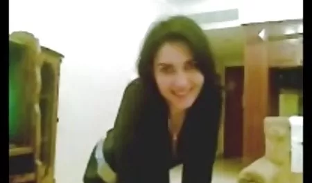 Becerdin olgun gizli sex sıcak kız öğrenci taş