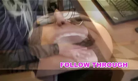 Esmer cutie faye onu sıcak kedi bazı dick olgun sex izle alır