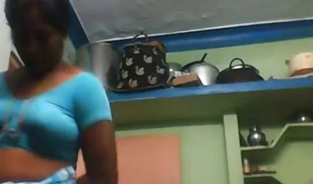 Maske orgazm 18 olgun sikişme yıl ૦ yaş genç mastürbasyon