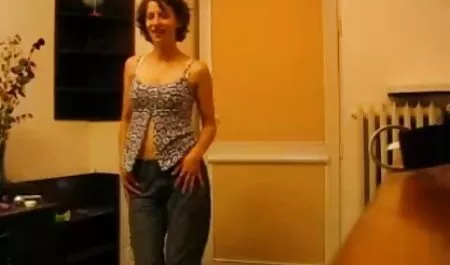 -Bir olgun genç sex izle kayış ile genç ve seks oyunu.