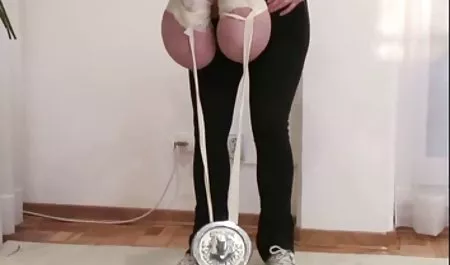 Islak olgun erotik seks pislik onun yağ oyuncakları